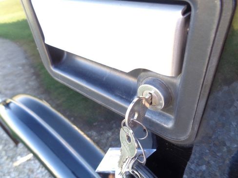 Used 2023 GMC Sierra 2500 Pro w/ Convenience Package image 13