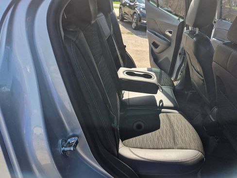 Used 2015 Buick Encore FWD image 17