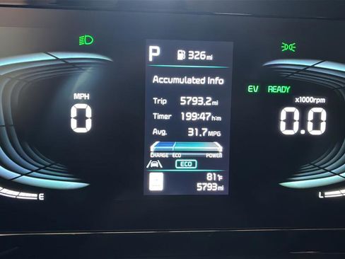 Used 2025 Kia Sportage LX FWD image 34