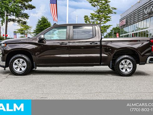 Used 2020 Chevrolet Silverado 1500 LT RWD image 10