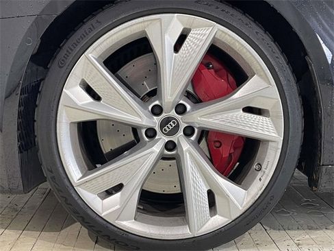 Used 2021 Audi RS 7 Sportback w/ RS 7 Executive Package image 13