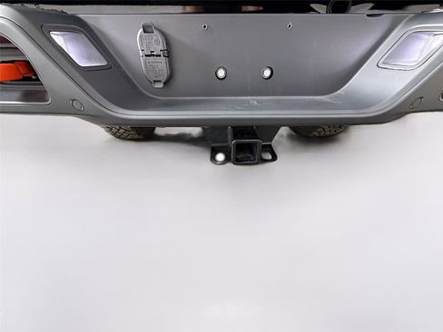 Used 2026 Jeep Gladiator Mojave w/ Safety Group AWD/4WD image 35