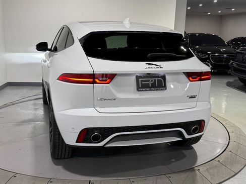 Used 2019 Jaguar E-PACE R-Dynamic SE image 14