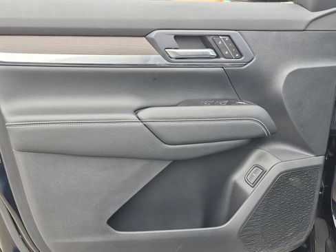 New 2026 GMC Terrain Denali AWD/4WD image 22