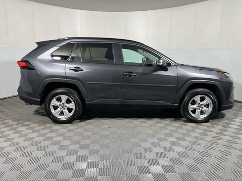 Used 2023 Toyota RAV4 XLE AWD/4WD image 9