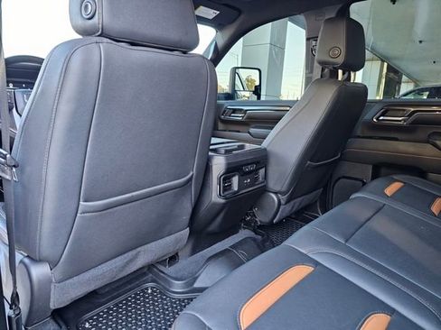 Used 2024 GMC Sierra 2500 AT4 w/ Technology Package image 23