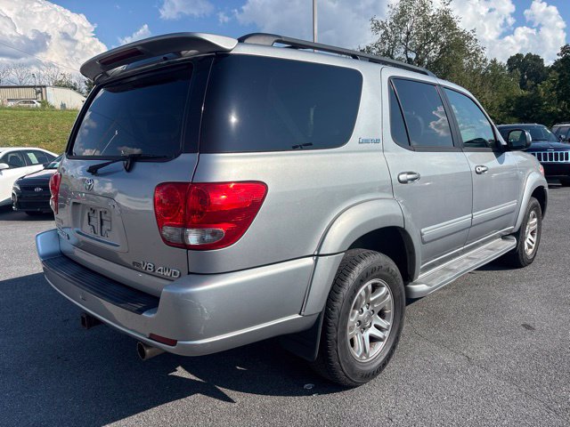 Used 2007 Toyota Sequoia Limited w/ Convenience Pkg AWD/4WD image 8