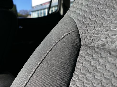 Used 2019 GMC Acadia SLE image 12