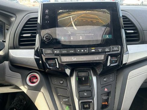 Used 2018 Honda Odyssey EX-L image 17