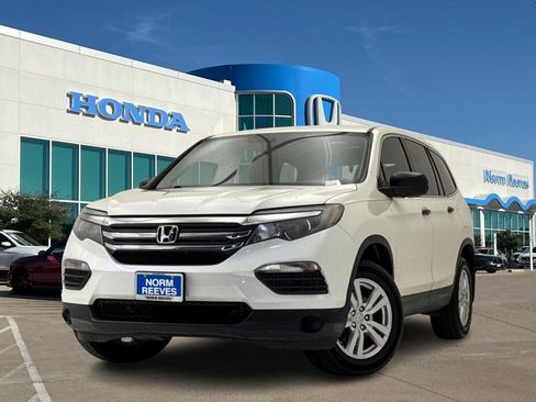 Used 2016 Honda Pilot LX image 1