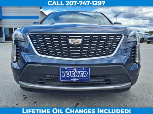 Used 2022 Cadillac XT4 Premium Luxury w/ Enhanced Visibility Package image 3