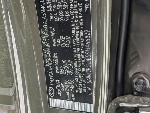 Used 2025 Hyundai Tucson Limited image 48