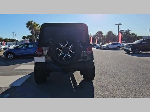 Used 2017 Jeep Wrangler Unlimited Sport w/ Quick Order Package 24S image 30
