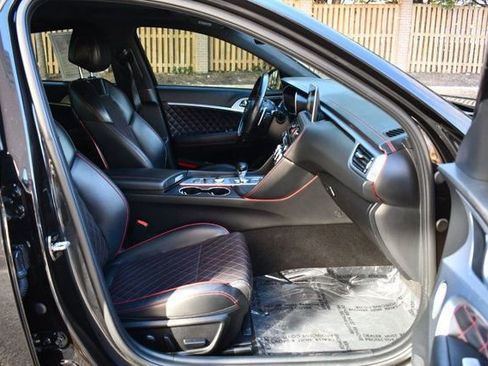 Used 2019 Genesis G70 2.0T Advanced w/ Sport Package image 30