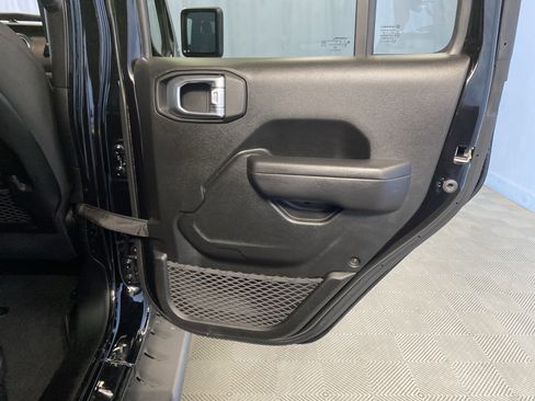 Used 2022 Jeep Wrangler Unlimited Rubicon 4xe w/ Cold Weather Group image 41