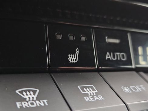 Used 2024 Toyota Land Cruiser Base image 21