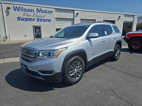 Used 2018 GMC Acadia SLT AWD/4WD image 1