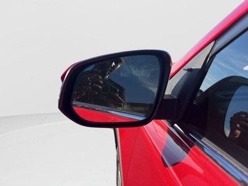 Used 2015 Toyota RAV4 XLE FWD image 24