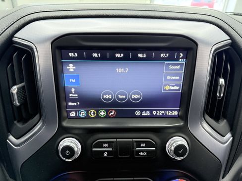 Used 2020 GMC Sierra 1500 Elevation image 17