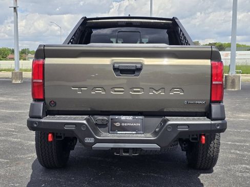 New 2026 Toyota Tacoma 4x4 Double Cab Hybrid image 16