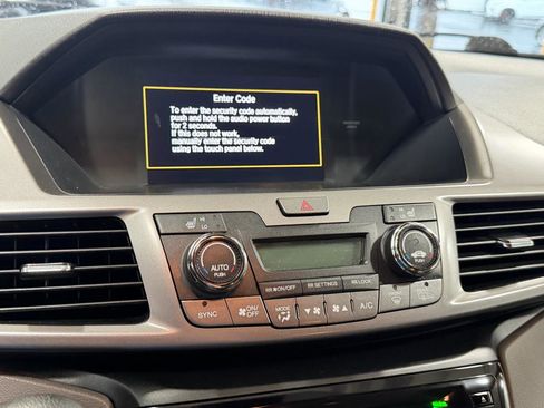 Used 2015 Honda Odyssey EX-L image 33
