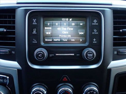 Used 2019 RAM 1500 Classic SLT AWD/4WD image 15