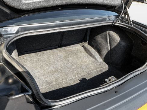 Used 2016 Dodge Challenger R/T Plus image 40