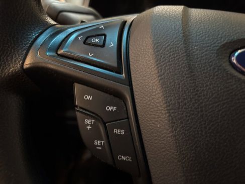 Used 2016 Ford Edge SE AWD/4WD image 17