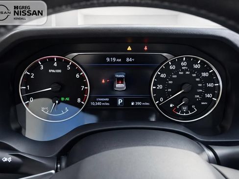 Used 2024 Nissan Rogue SV w/ SV Premium Package FWD image 7