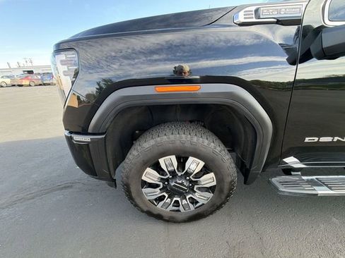 Certified 2024 GMC Sierra 2500 Denali w/ Denali Reserve Package AWD/4WD image 34