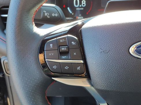 Used 2025 Ford Explorer ST-Line w/ ST-Line Street Pack image 19