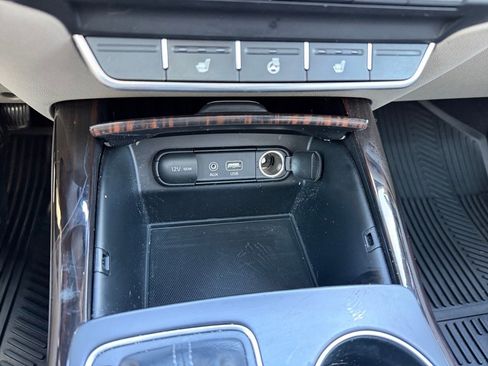 Used 2019 Kia Sorento EX w/ EX Touring Package image 26