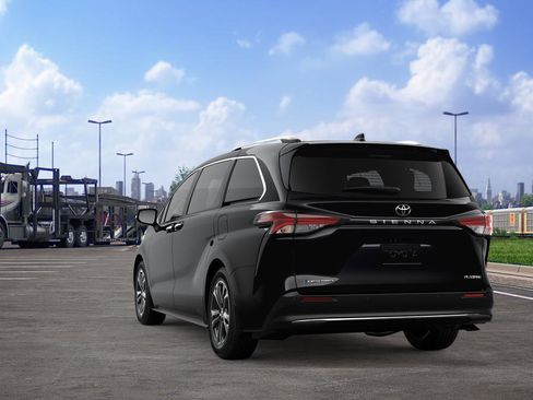 New 2026 Toyota Sienna Platinum AWD/4WD image 9