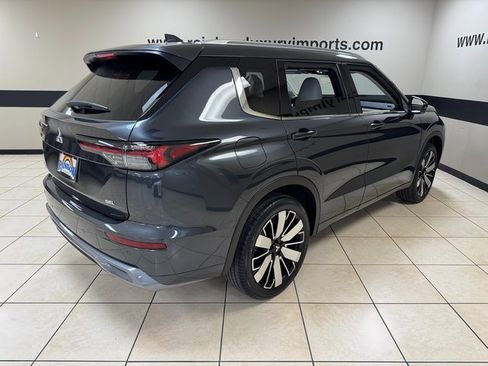 New 2026 Mitsubishi Outlander SEL image 6