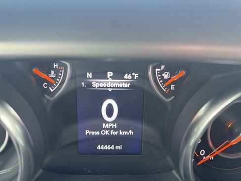 Used 2021 Jeep Wrangler Sport image 16