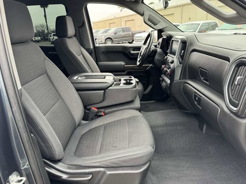 Used 2019 Chevrolet Silverado 1500 RST image 17