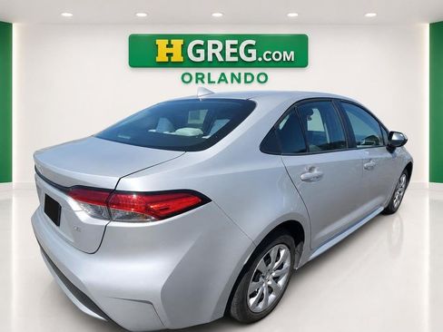 Used 2020 Toyota Corolla LE FWD image 6