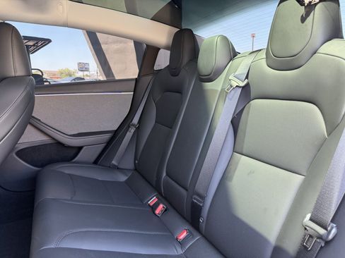 Used 2025 Tesla Model 3 Long Range RWD image 40
