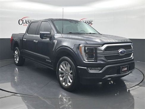 Used 2022 Ford F150 Limited image 5