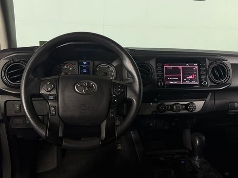 Used 2022 Toyota Tacoma SR image 13