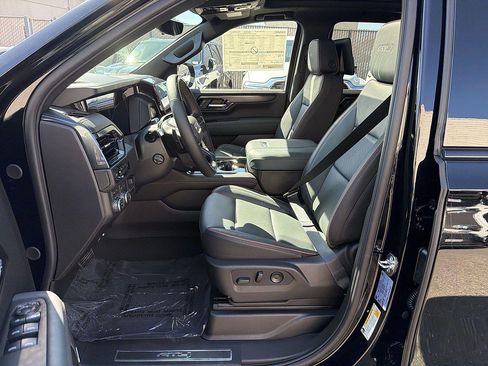 New 2026 GMC Yukon AT4 w/ AT4 Premium Plus Package AWD/4WD image 21