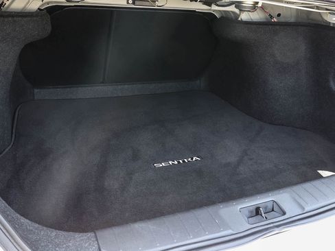 Used 2024 Nissan Sentra S FWD image 16