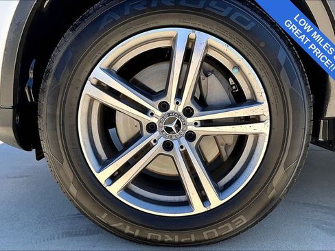 Used 2022 Mercedes-Benz GLC 300 image 12