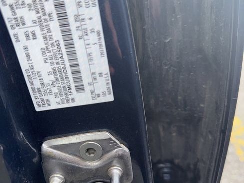 Used 2018 Ford Escape SEL image 7