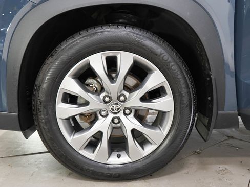 Used 2024 Toyota Grand Highlander AWD Hybrid image 34