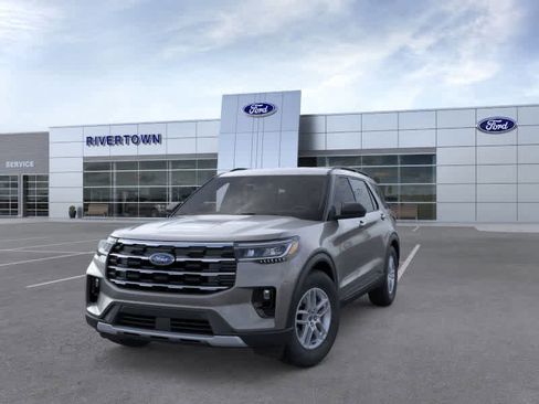 New 2026 Ford Explorer Active w/ Active Comfort Package image 2