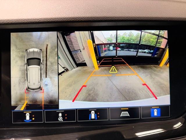 Used 2023 Buick Envision Avenir AWD/4WD image 40