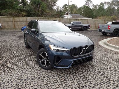 New 2026 Volvo XC60 T8 Core w/ Climate Package
