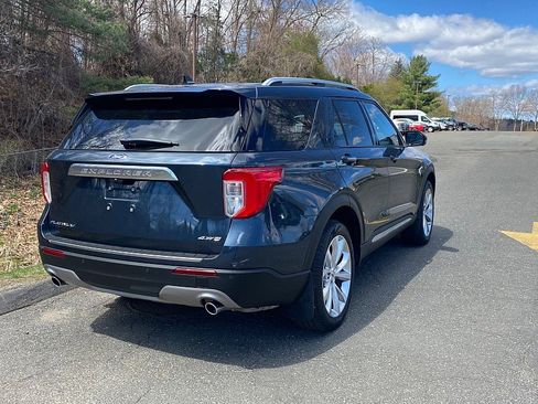 Certified 2023 Ford Explorer Platinum w/ Technology Package AWD/4WD image 7