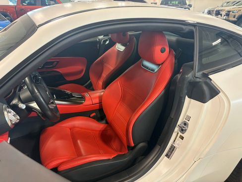 Used 2024 Mercedes-Benz AMG GT 55 image 9